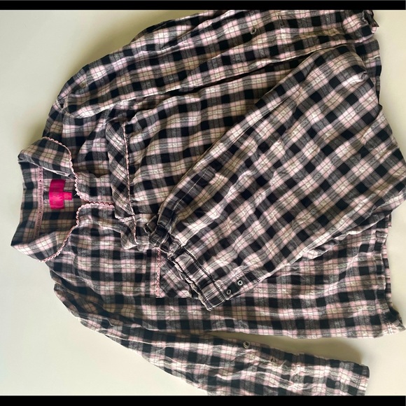 Pink VS sleep set - Picture 1 of 3